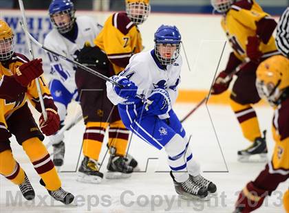 Thumbnail 1 in South Windsor vs. West Haven (West Haven Christmas Tournament) photogallery.