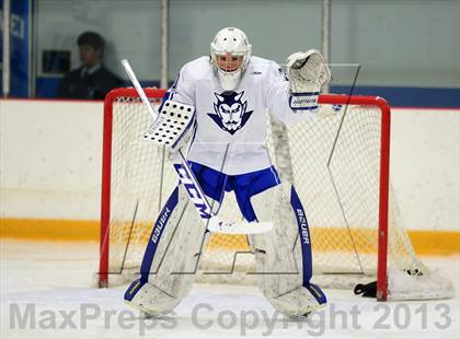 Thumbnail 3 in South Windsor vs. West Haven (West Haven Christmas Tournament) photogallery.