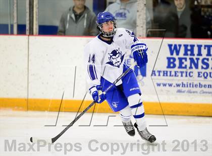 Thumbnail 3 in South Windsor vs. West Haven (West Haven Christmas Tournament) photogallery.