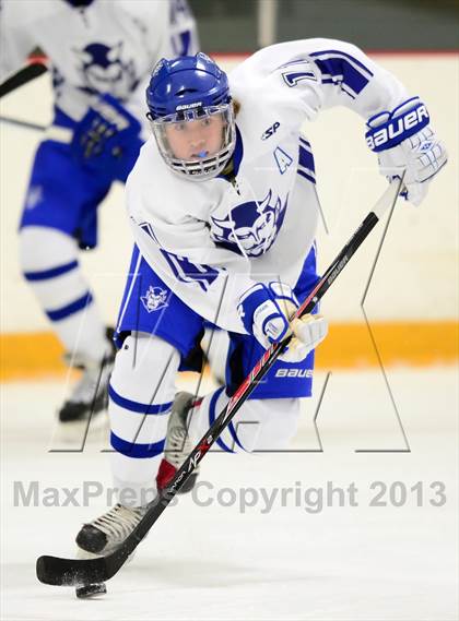 Thumbnail 3 in South Windsor vs. West Haven (West Haven Christmas Tournament) photogallery.