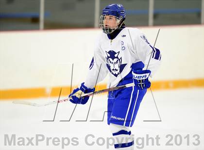 Thumbnail 2 in South Windsor vs. West Haven (West Haven Christmas Tournament) photogallery.