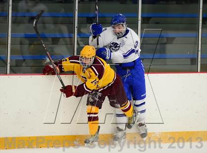 Thumbnail 1 in South Windsor vs. West Haven (West Haven Christmas Tournament) photogallery.