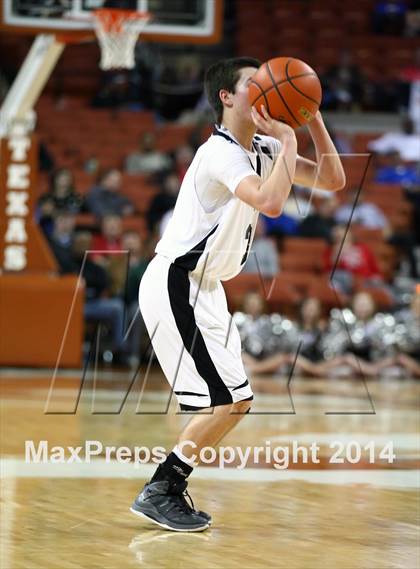 Thumbnail 2 in Water Valley vs. Laneville (UIL 1A Division 2 Final) photogallery.