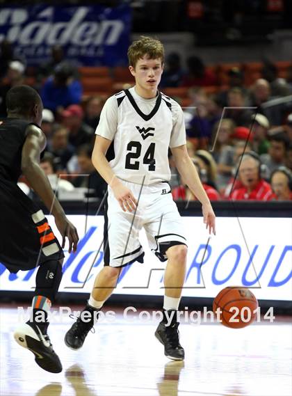 Thumbnail 2 in Water Valley vs. Laneville (UIL 1A Division 2 Final) photogallery.