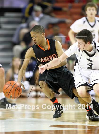 Thumbnail 2 in Water Valley vs. Laneville (UIL 1A Division 2 Final) photogallery.