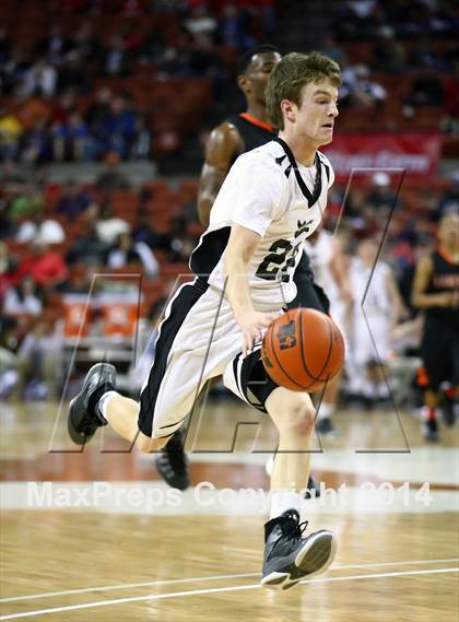 Thumbnail 1 in Water Valley vs. Laneville (UIL 1A Division 2 Final) photogallery.