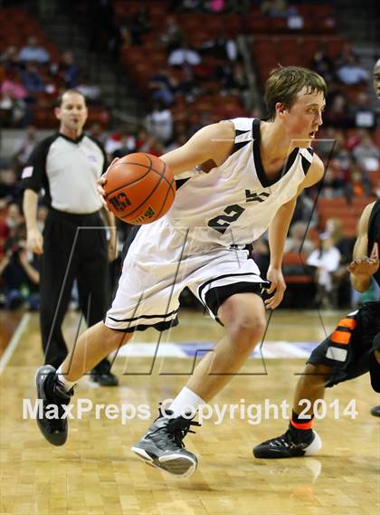 Thumbnail 2 in Water Valley vs. Laneville (UIL 1A Division 2 Final) photogallery.