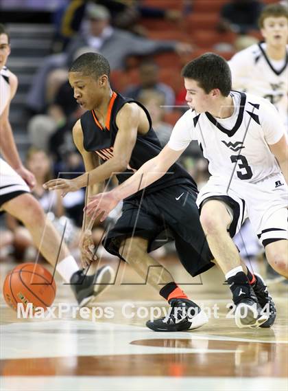 Thumbnail 3 in Water Valley vs. Laneville (UIL 1A Division 2 Final) photogallery.