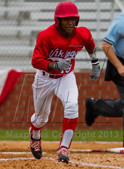Thumbnail 2 in Pearland @ Fort Bend Dulles (Alvin Yellowjacket Tournament) photogallery.