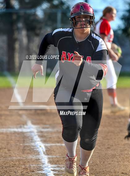 Thumbnail 2 in Ayala vs. Redlands East Valley photogallery.