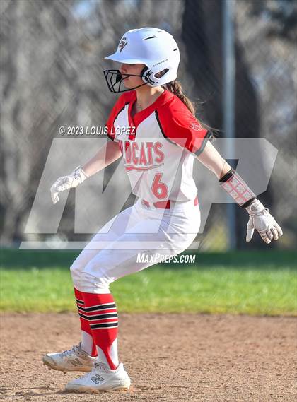 Thumbnail 2 in Ayala vs. Redlands East Valley photogallery.