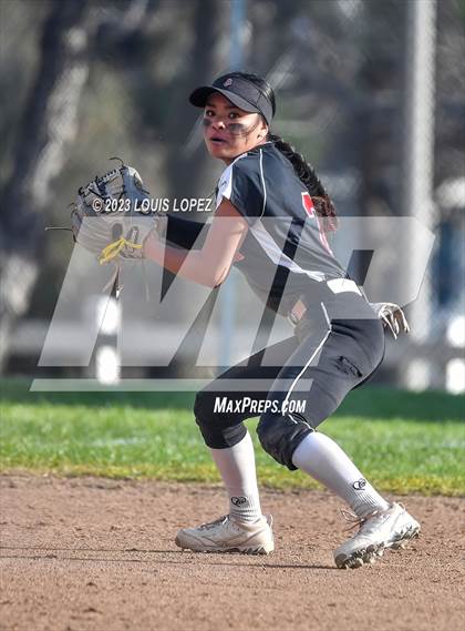 Thumbnail 1 in Ayala vs. Redlands East Valley photogallery.