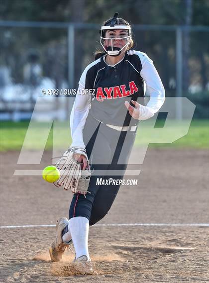Thumbnail 3 in Ayala vs. Redlands East Valley photogallery.