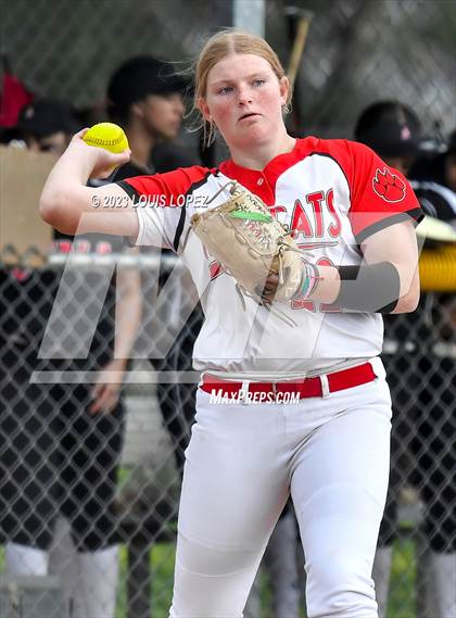 Thumbnail 2 in Ayala vs. Redlands East Valley photogallery.