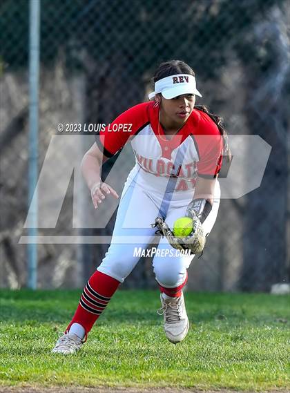 Thumbnail 2 in Ayala vs. Redlands East Valley photogallery.