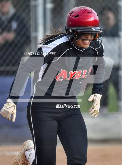 Thumbnail 3 in Ayala vs. Redlands East Valley photogallery.
