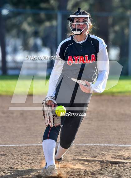 Thumbnail 2 in Ayala vs. Redlands East Valley photogallery.