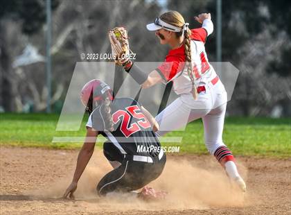 Thumbnail 2 in Ayala vs. Redlands East Valley photogallery.