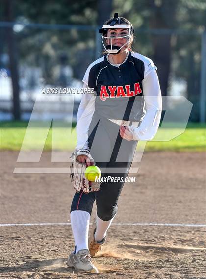 Thumbnail 2 in Ayala vs. Redlands East Valley photogallery.