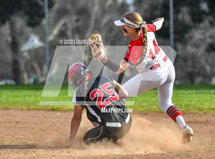 Thumbnail 1 in Ayala vs. Redlands East Valley photogallery.