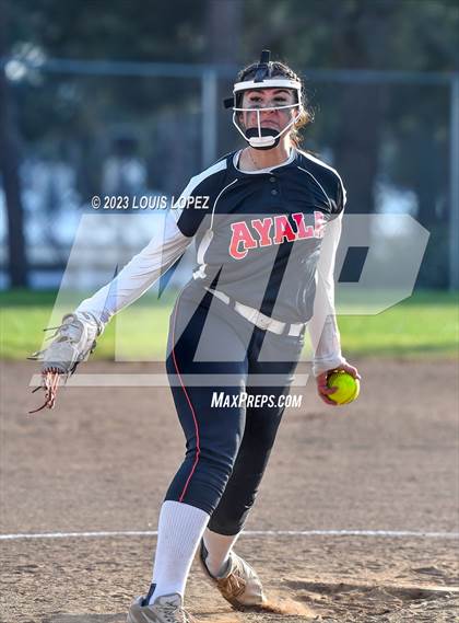 Thumbnail 2 in Ayala vs. Redlands East Valley photogallery.
