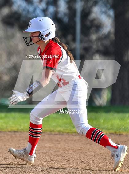 Thumbnail 1 in Ayala vs. Redlands East Valley photogallery.