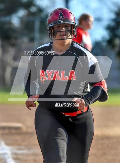 Thumbnail 1 in Ayala vs. Redlands East Valley photogallery.