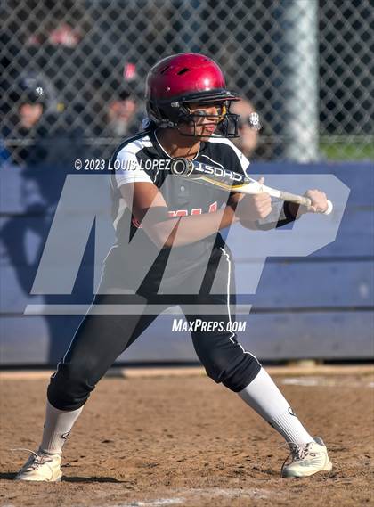 Thumbnail 2 in Ayala vs. Redlands East Valley photogallery.