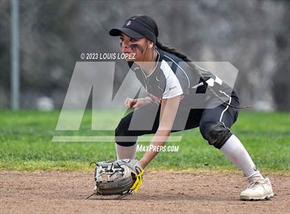 Thumbnail 1 in Ayala vs. Redlands East Valley photogallery.