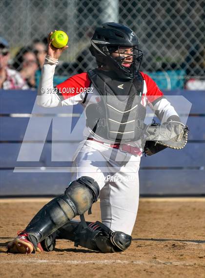 Thumbnail 3 in Ayala vs. Redlands East Valley photogallery.