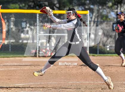 Thumbnail 3 in Ayala vs. Redlands East Valley photogallery.
