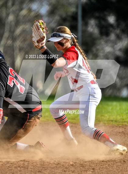 Thumbnail 3 in Ayala vs. Redlands East Valley photogallery.