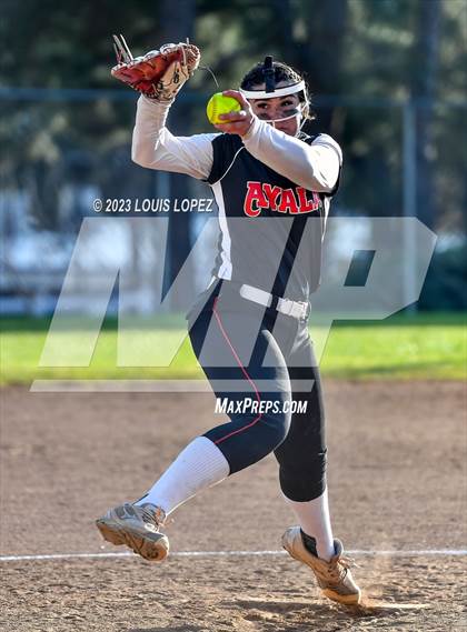 Thumbnail 1 in Ayala vs. Redlands East Valley photogallery.