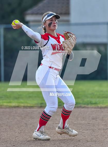 Thumbnail 2 in Ayala vs. Redlands East Valley photogallery.