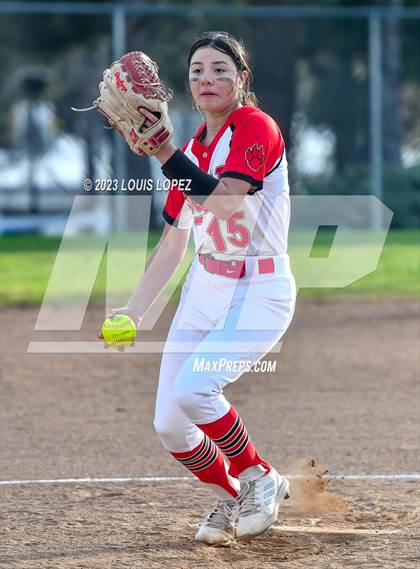 Thumbnail 1 in Ayala vs. Redlands East Valley photogallery.