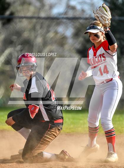 Thumbnail 3 in Ayala vs. Redlands East Valley photogallery.