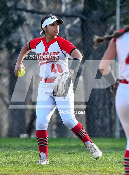 Thumbnail 2 in Ayala vs. Redlands East Valley photogallery.