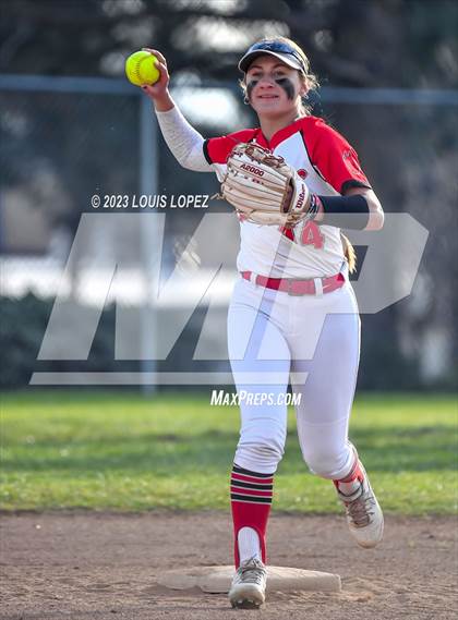 Thumbnail 1 in Ayala vs. Redlands East Valley photogallery.