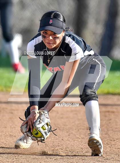 Thumbnail 2 in Ayala vs. Redlands East Valley photogallery.