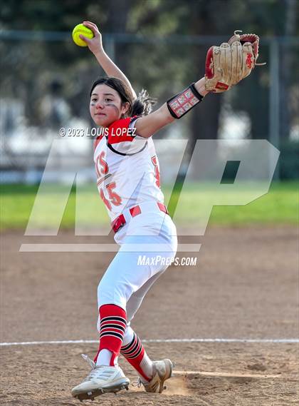 Thumbnail 3 in Ayala vs. Redlands East Valley photogallery.
