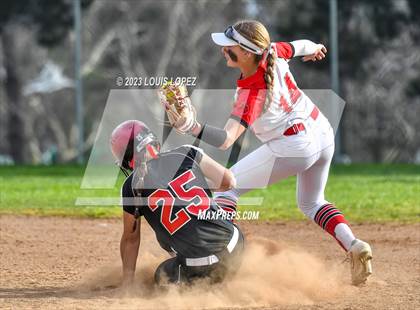 Thumbnail 3 in Ayala vs. Redlands East Valley photogallery.