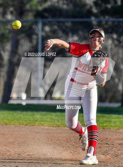 Thumbnail 2 in Ayala vs. Redlands East Valley photogallery.