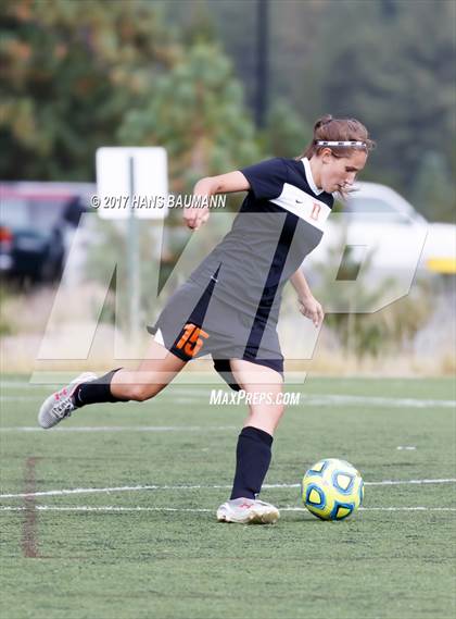 Thumbnail 1 in Douglas @ Truckee photogallery.