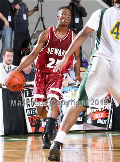 Thumbnail 3 in Westbury vs. Newark (NYSPHSAA Class A Semifinal) photogallery.