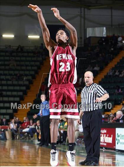 Thumbnail 3 in Westbury vs. Newark (NYSPHSAA Class A Semifinal) photogallery.