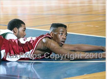Thumbnail 1 in Westbury vs. Newark (NYSPHSAA Class A Semifinal) photogallery.