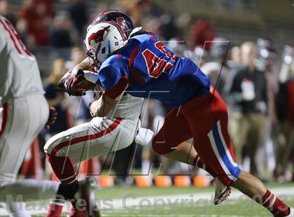 Thumbnail 2 in Boyd vs. Pearce (UIL 5A D2 Bi-District Playoff) photogallery.
