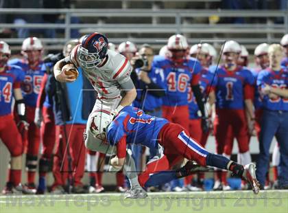 Thumbnail 2 in Boyd vs. Pearce (UIL 5A D2 Bi-District Playoff) photogallery.