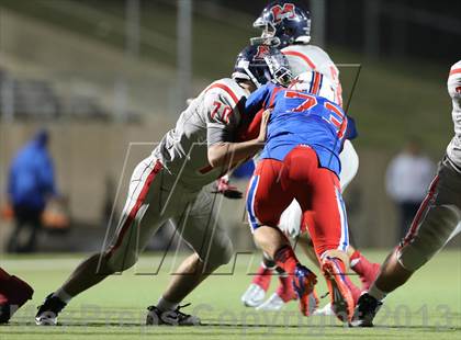 Thumbnail 1 in Boyd vs. Pearce (UIL 5A D2 Bi-District Playoff) photogallery.