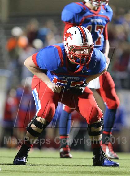 Thumbnail 2 in Boyd vs. Pearce (UIL 5A D2 Bi-District Playoff) photogallery.